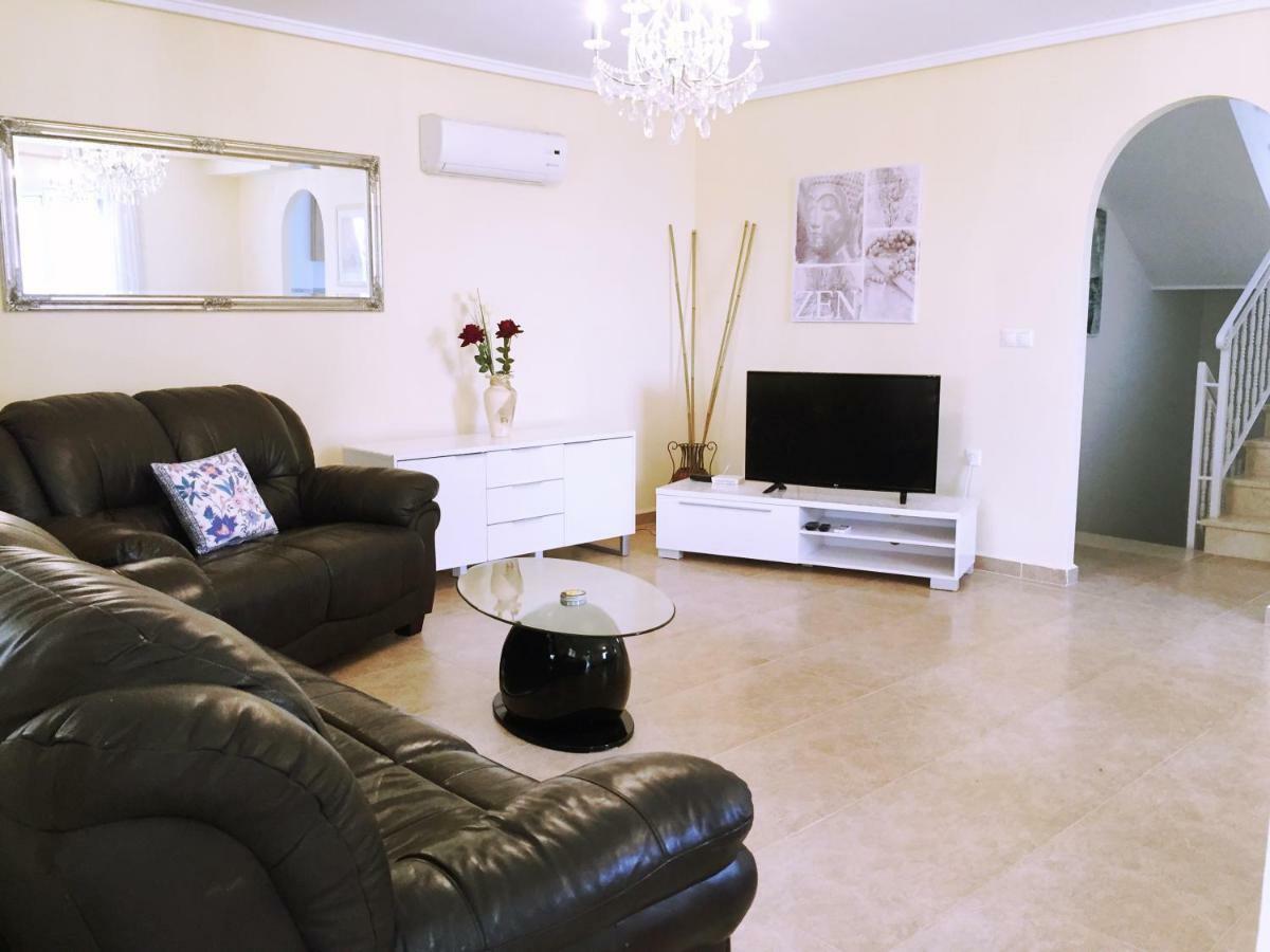 Vickys Villa Puerto Marino Kültér fotó